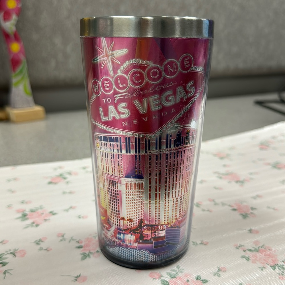 Fabulous Las Vegas Souvenir Tumbler Cup